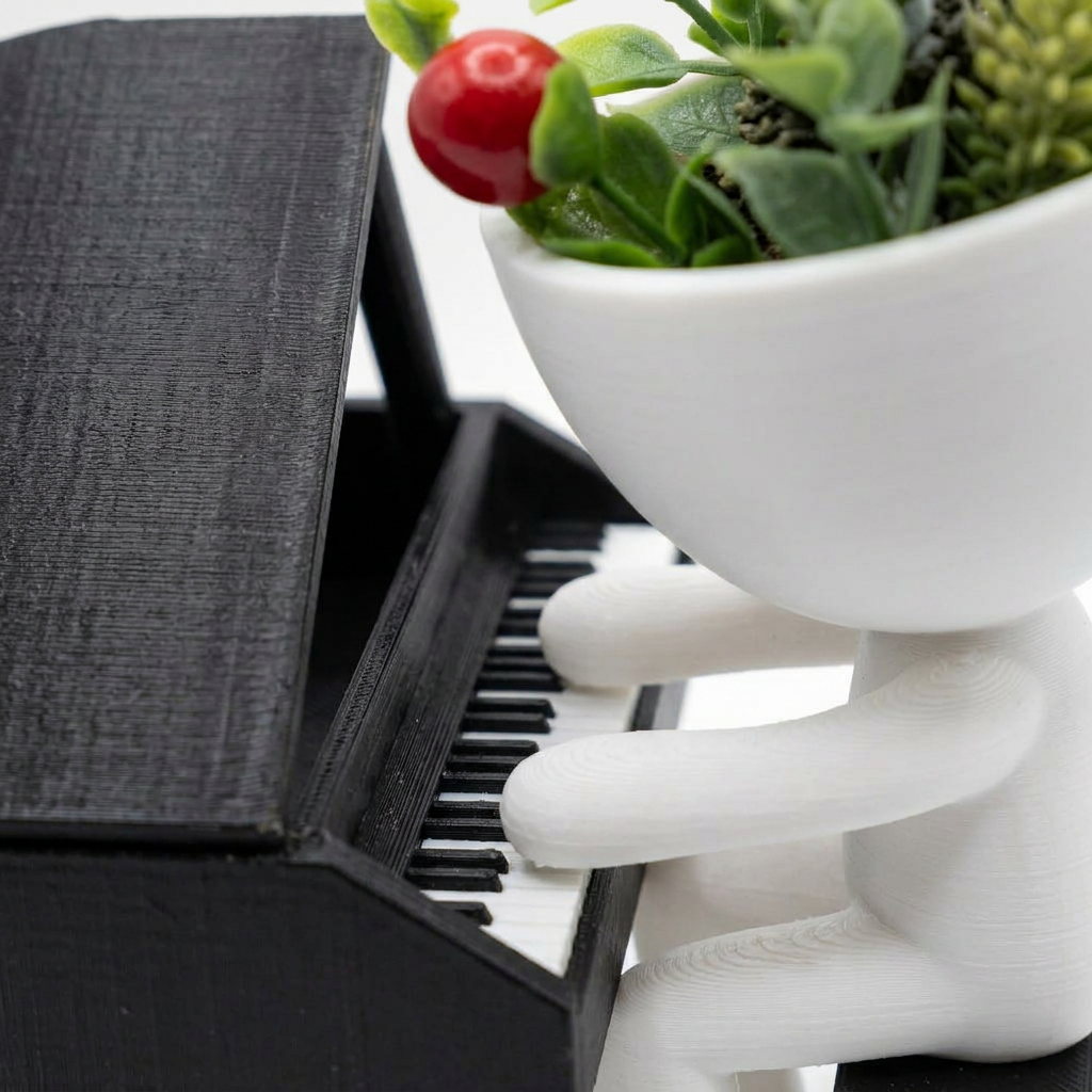 Pianist planter