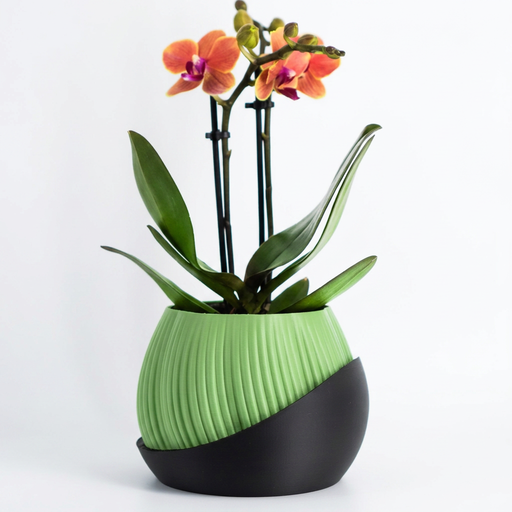 Bloomcrest planter
